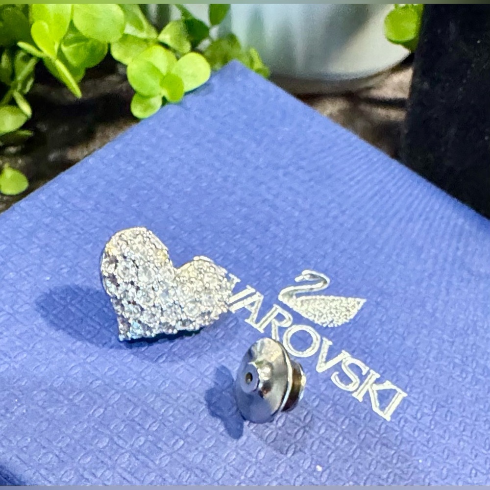 Swarovski Crystal Heart Tack Pin Brooch